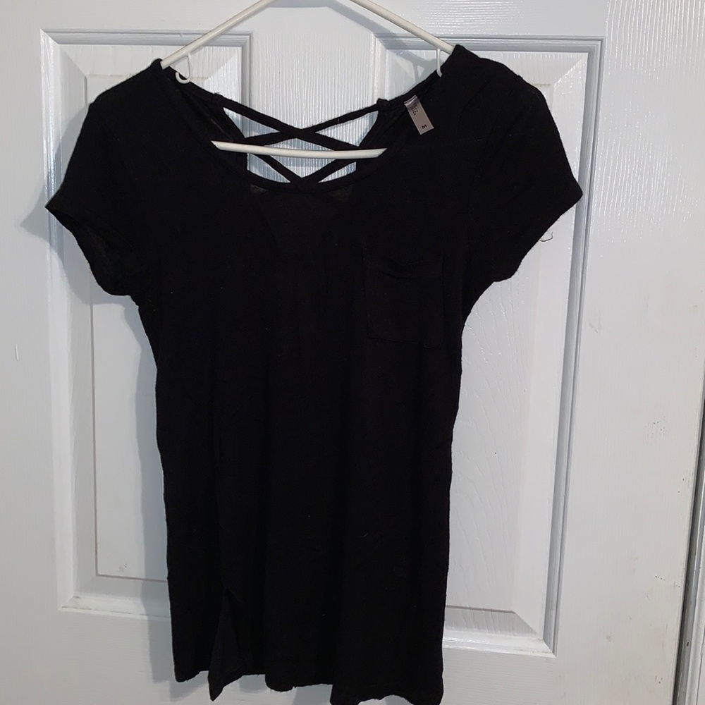 Black tee